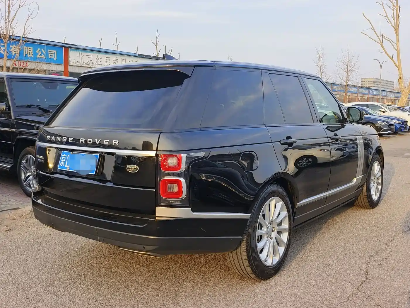 Land Rover Range Rover 2019 3.0 SCV6 Heritage Edition фото 4