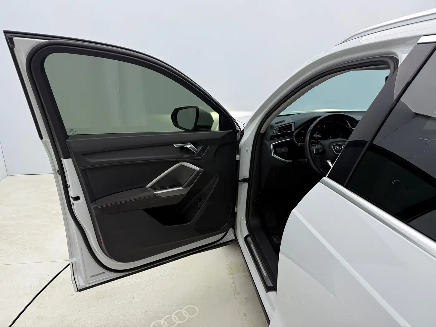 Audi Q3 2022 35 TFSI Progressive Dynamic фото 9
