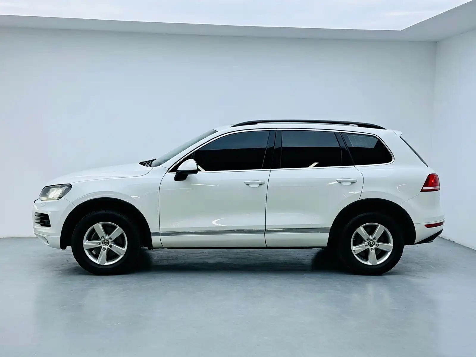 Фото 20 - Volkswagen Touareg