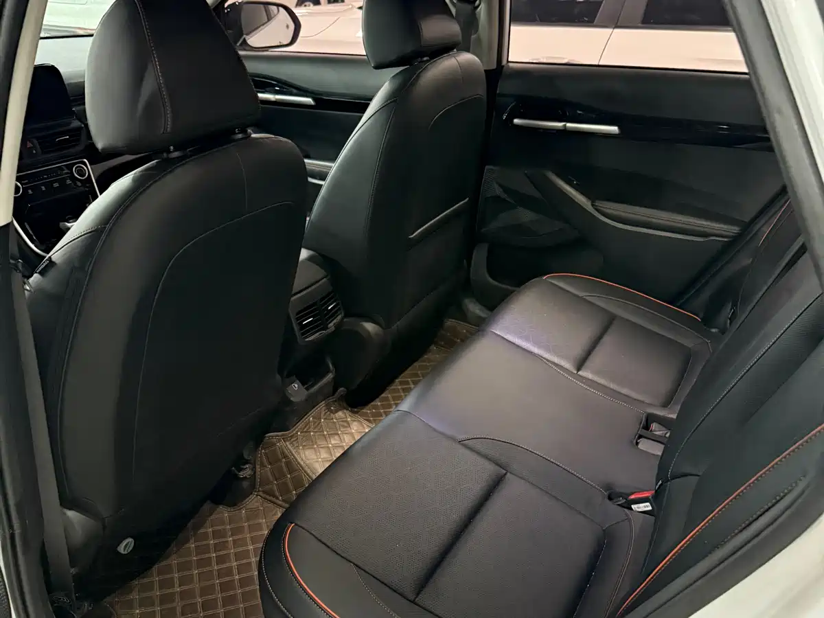 Kia Seltos 2024 2023 1.5L CVT Luxury Edition