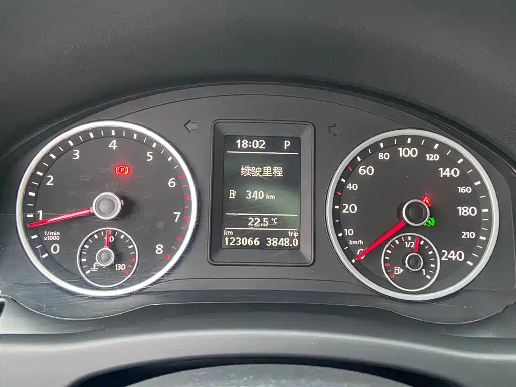 Volkswagen Tiguan 2015 1.8TSI Automatic 2WD Comfortline фото 16