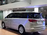 Фото 4 - Buick GL8