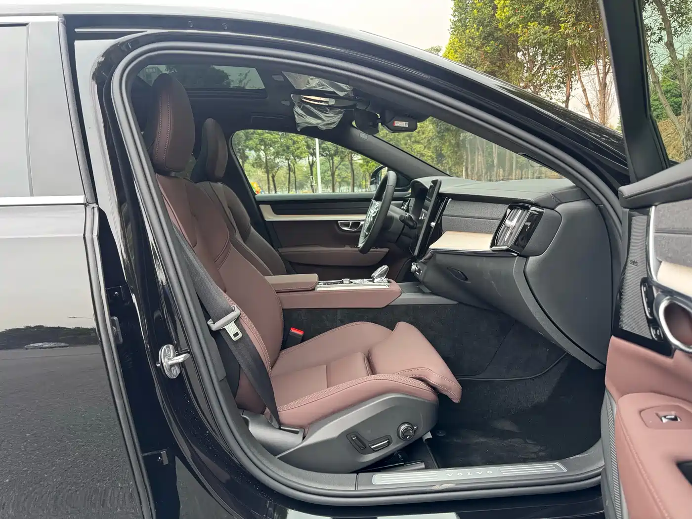 Volvo S90 2026 B5 Zhiyuan Luxury Edition фото 19