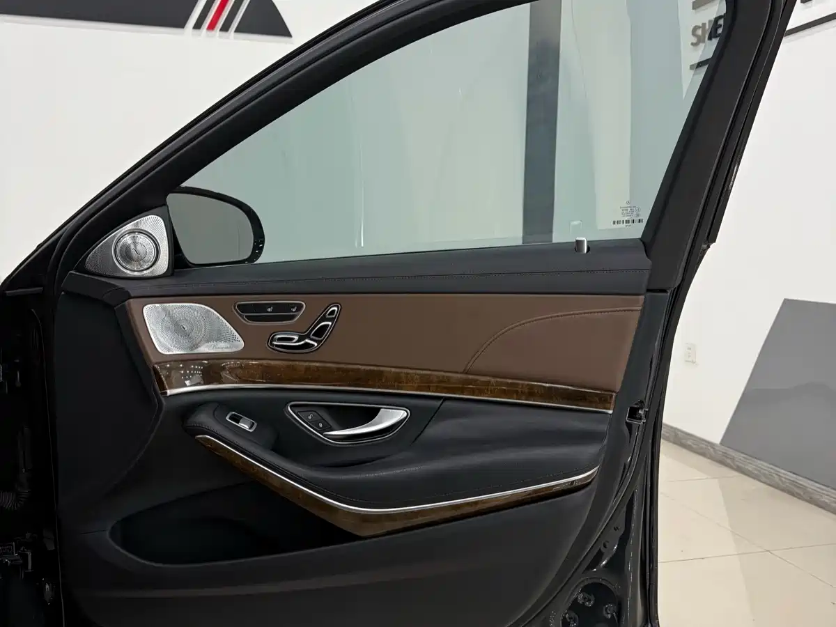 Mercedes-Benz S-Class 2014 S 400 L Premium фото 17