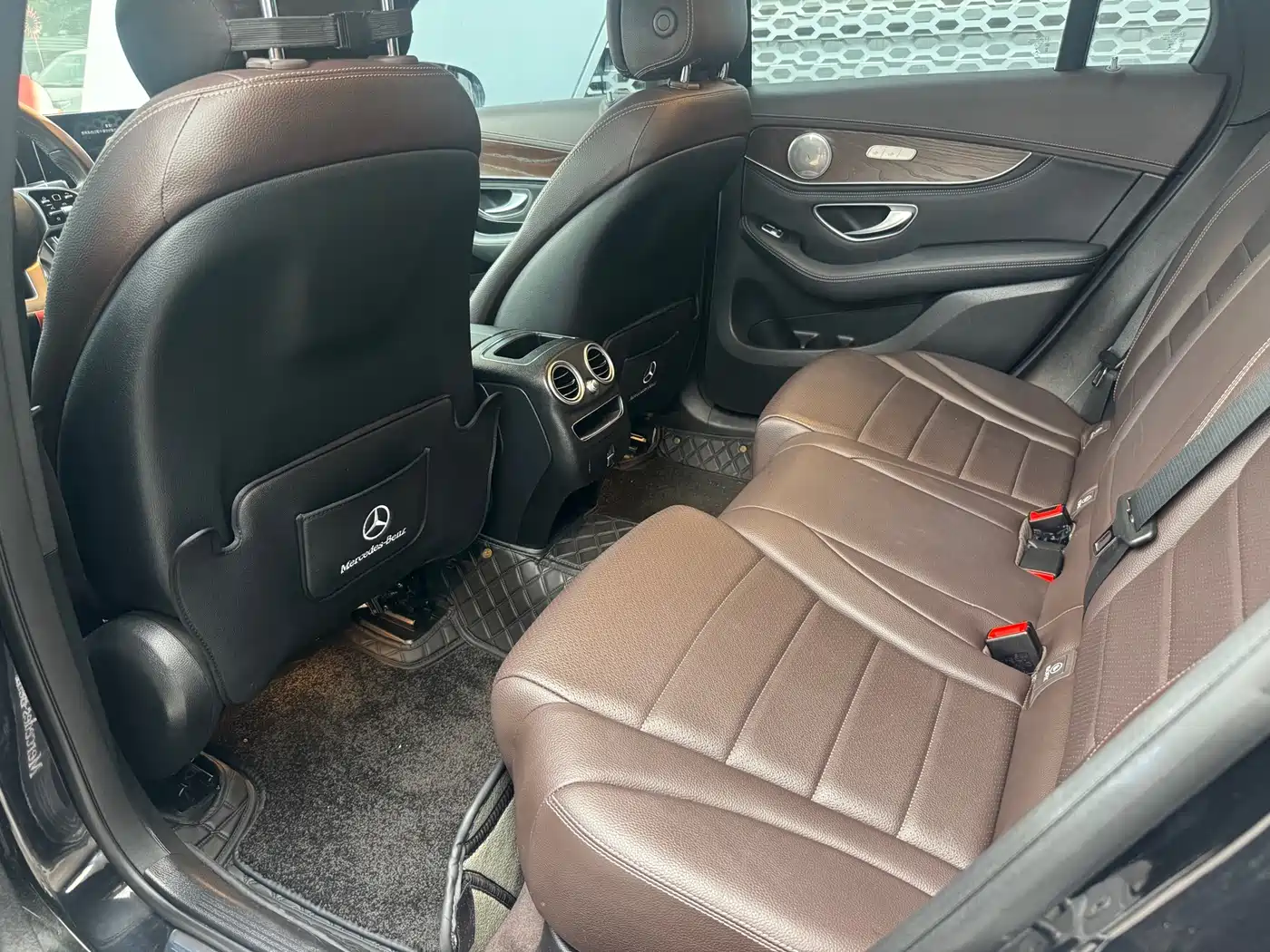 Mercedes-Benz GLC 2020 Facelift GLC 260 L 4MATIC Luxury фото 7