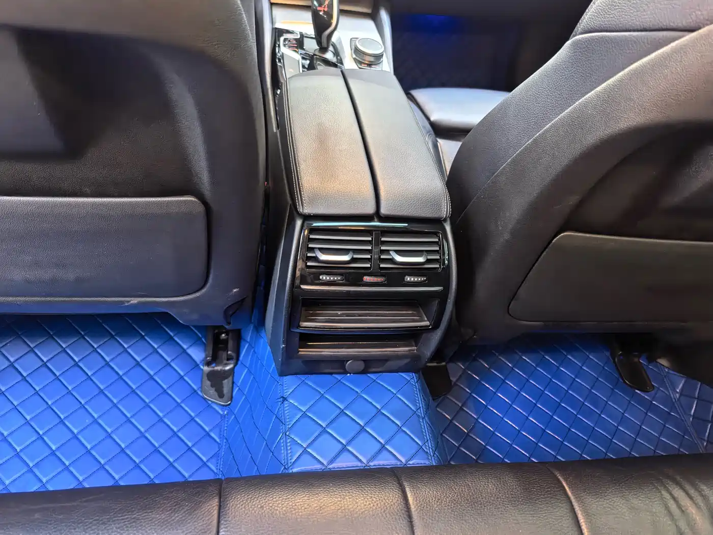 BMW 5 Series (Import) 2019 525i M Sport Package фото 13
