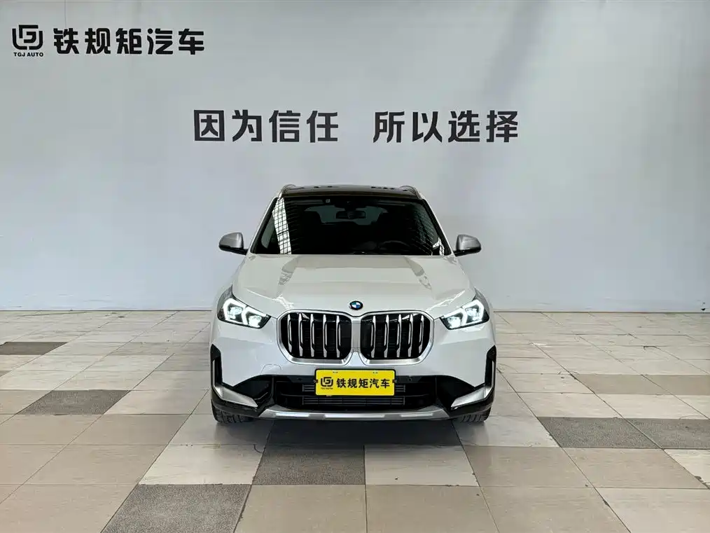 BMW X1 2023 sDrive25Li X Design Package фото 2