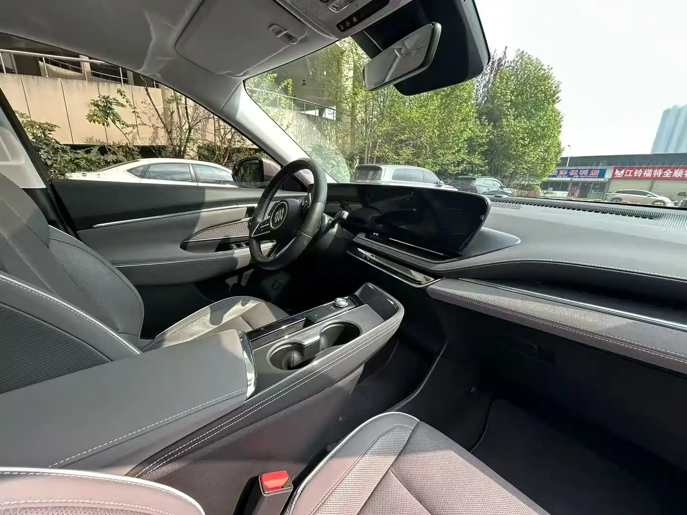 Buick E5 2023 Premium Long Range Edition фото 6