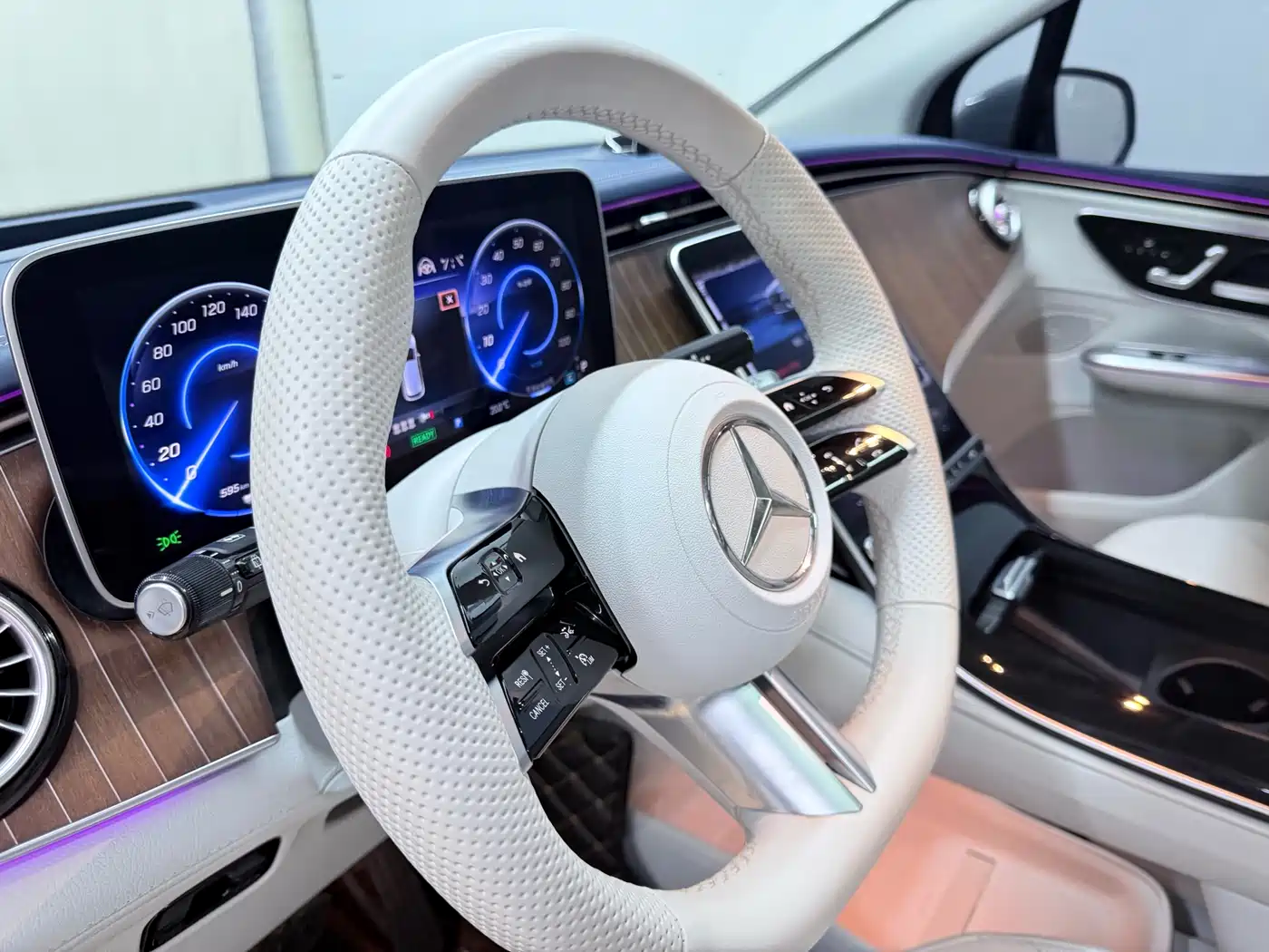 Mercedes-Benz EQE SUV 2023 2023 350 4MATIC Luxury Edition