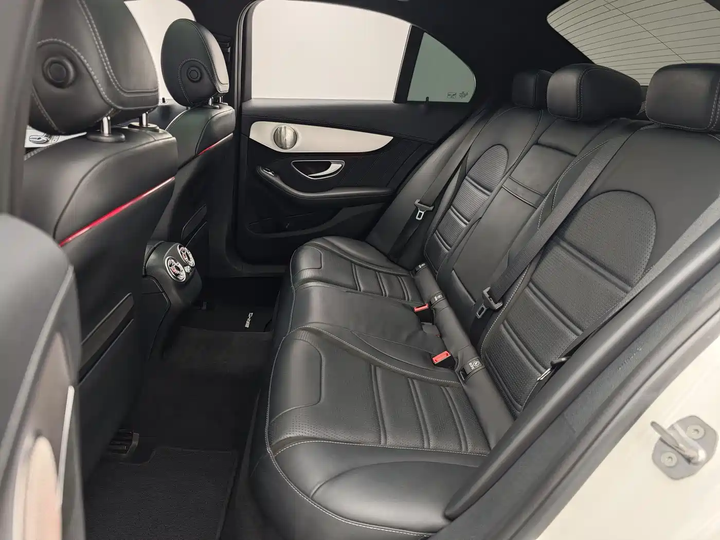 Mercedes-Benz C-Class AMG 2019 AMG C 63 фото 19