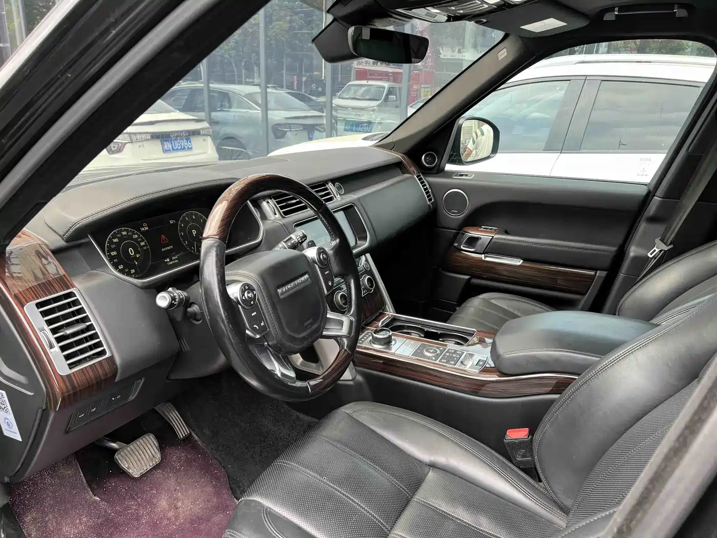 Land Rover Range Rover фото 4