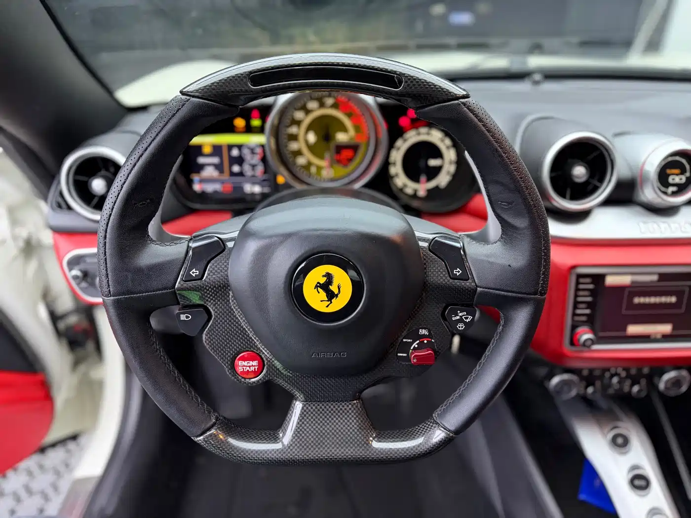 Ferrari California T 2015 3.9T Standard фото 8