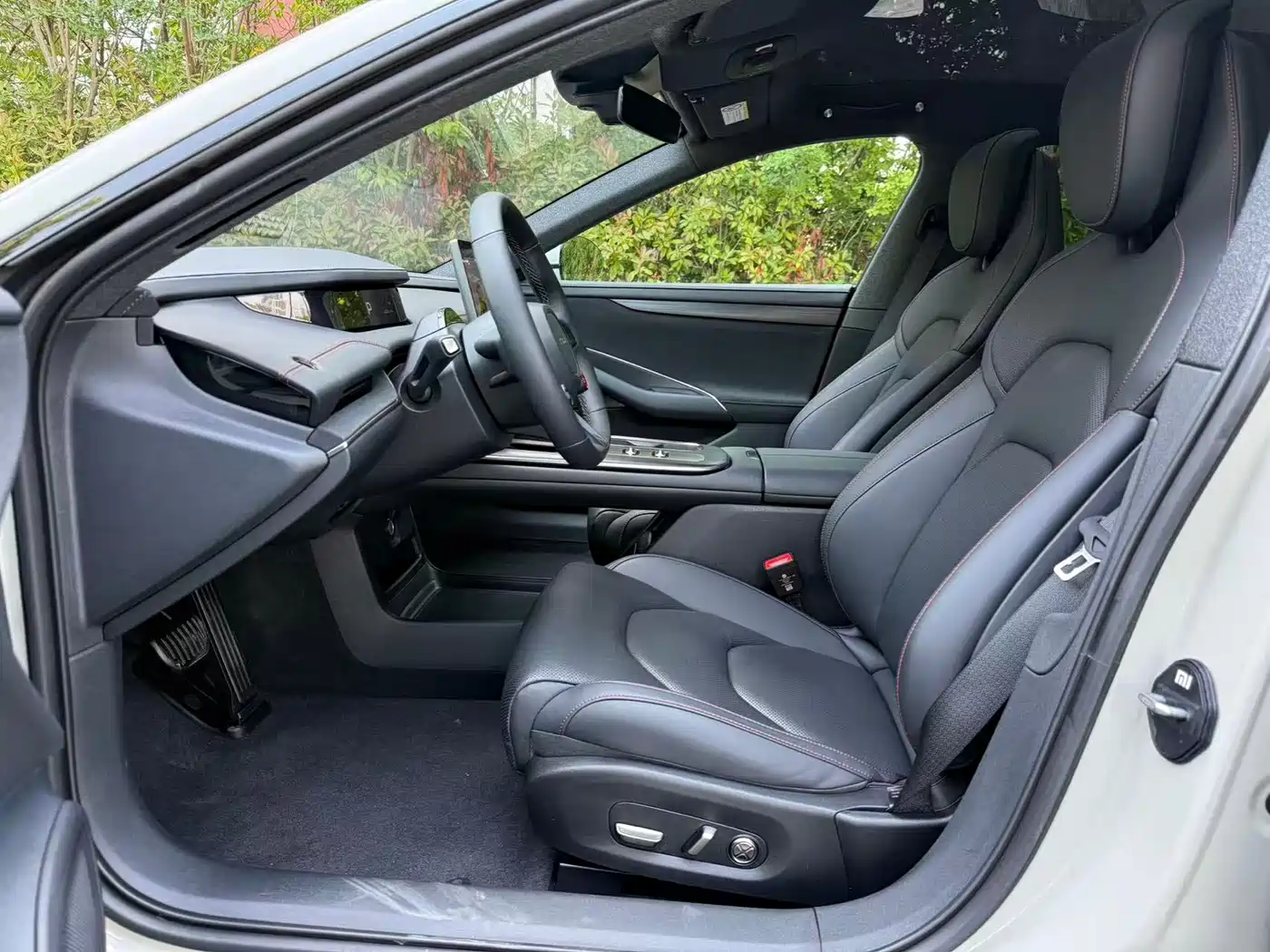 Xiaomi Auto Xiaomi SU7 2024 RWD Ultra Long Range Advanced Smart Driving Pro Edition фото 4