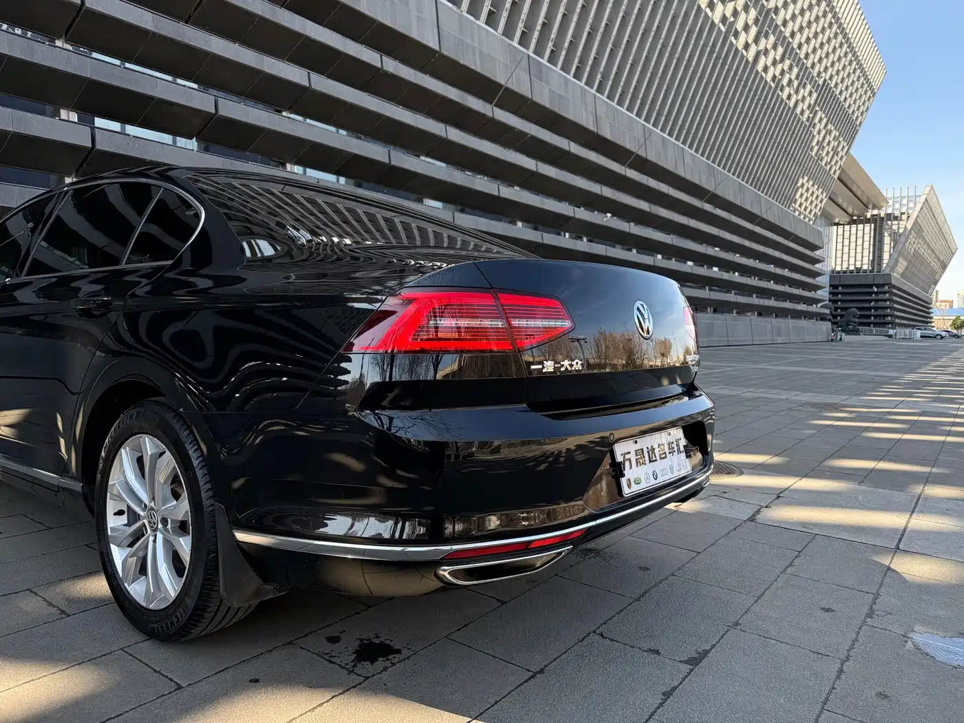 Volkswagen Magotan 2018 380TSI DSG Luxury фото 7