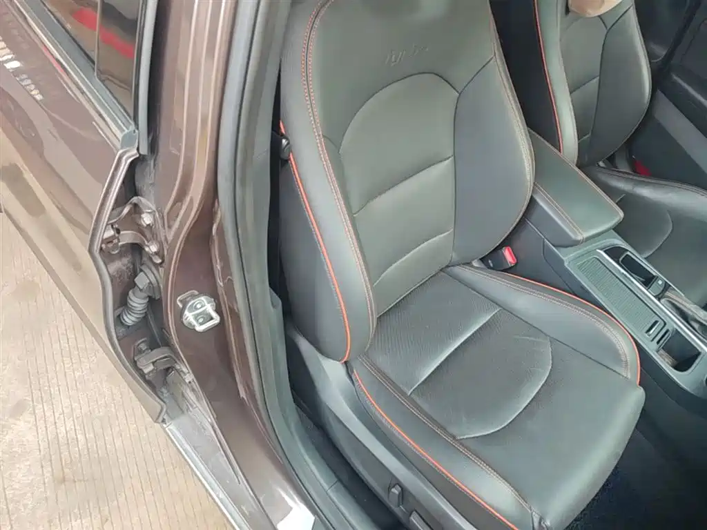 Hyundai Sonata 2017 1.6T GLS Smart фото 25