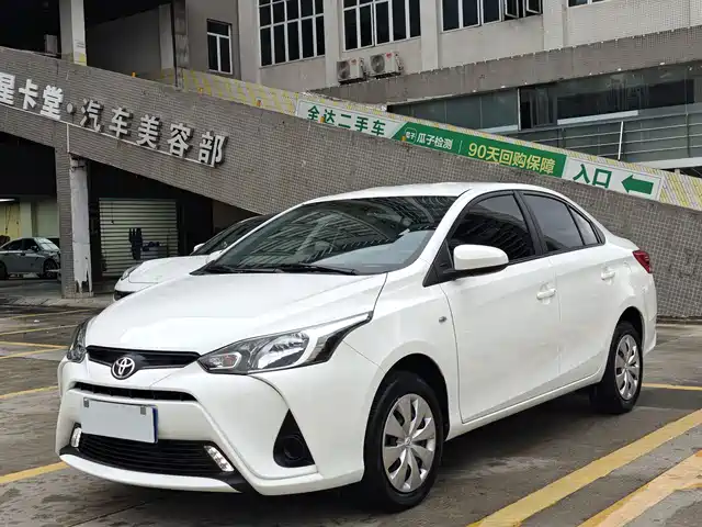 TOYOTA YARIS L TO ENJOY