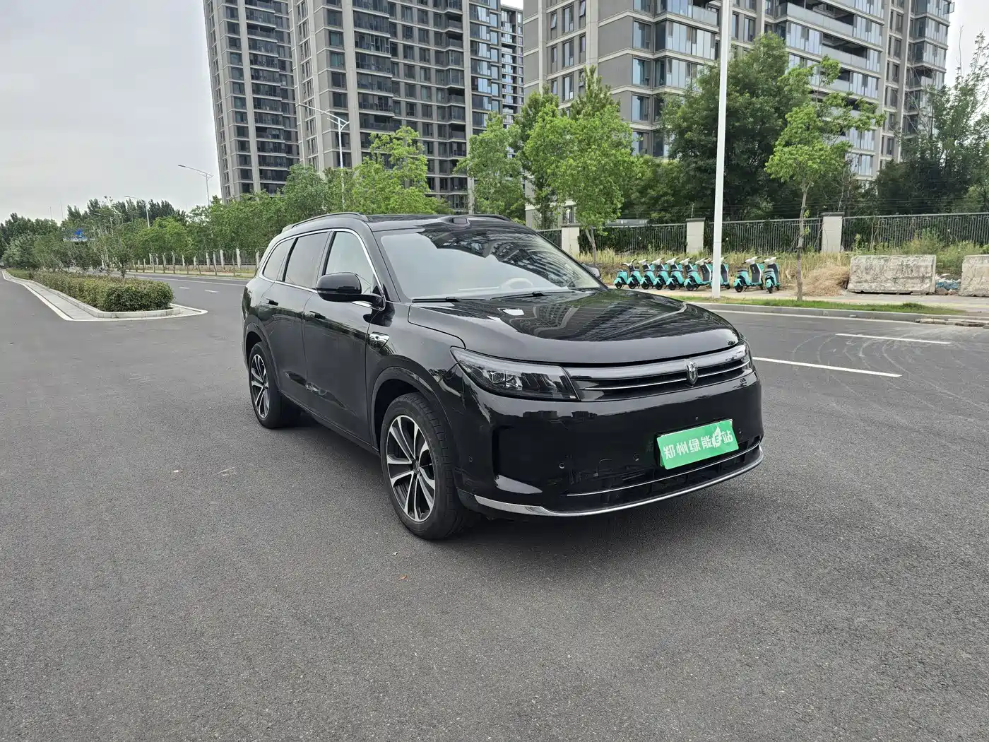 AITO Wenjie AITO M7 2024 1.5T Smart AWD Max 6-Seater фото 3