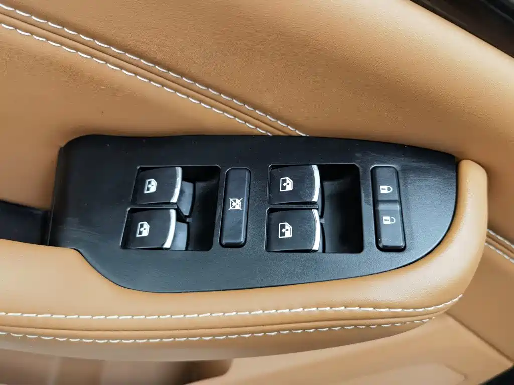BAIC Huansu S7 2018 2018 1.5T Manual Premium