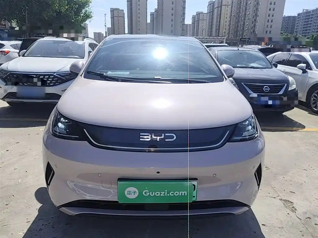 BYD Dolphin 2025 Smart Drive Edition 410km Fashion Version фото 3