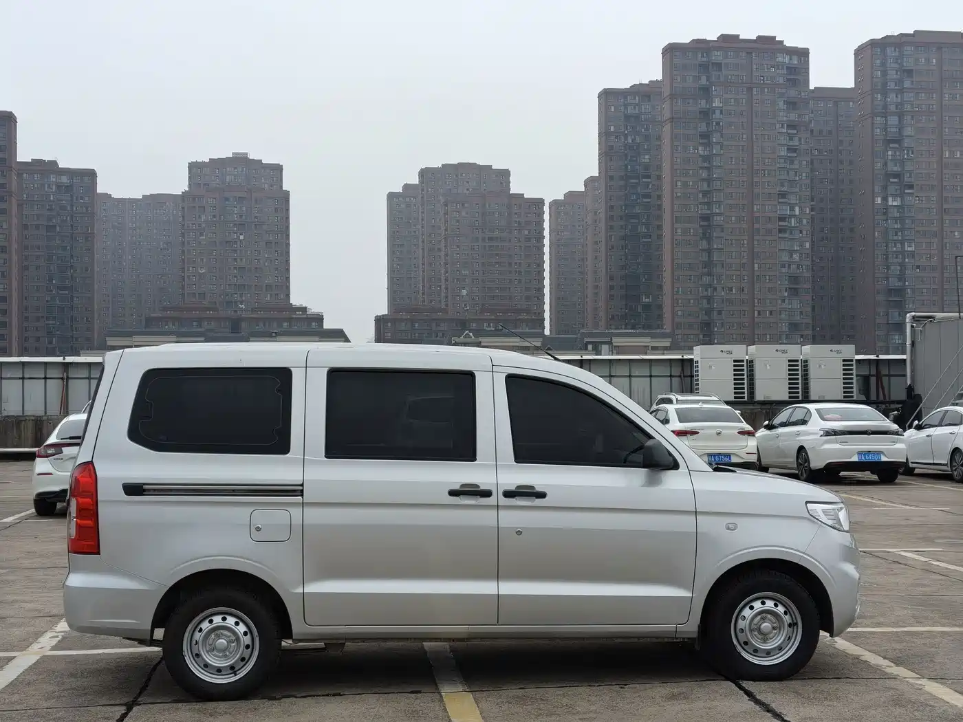 Wuling Motors Wuling Hongguang V 2025 2022 1.5L Power Take Edition Electric Power Steering LAR
