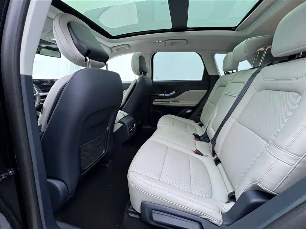 Lincoln Adventurer 2025 2024 2.0T FWD Exclusive Edition