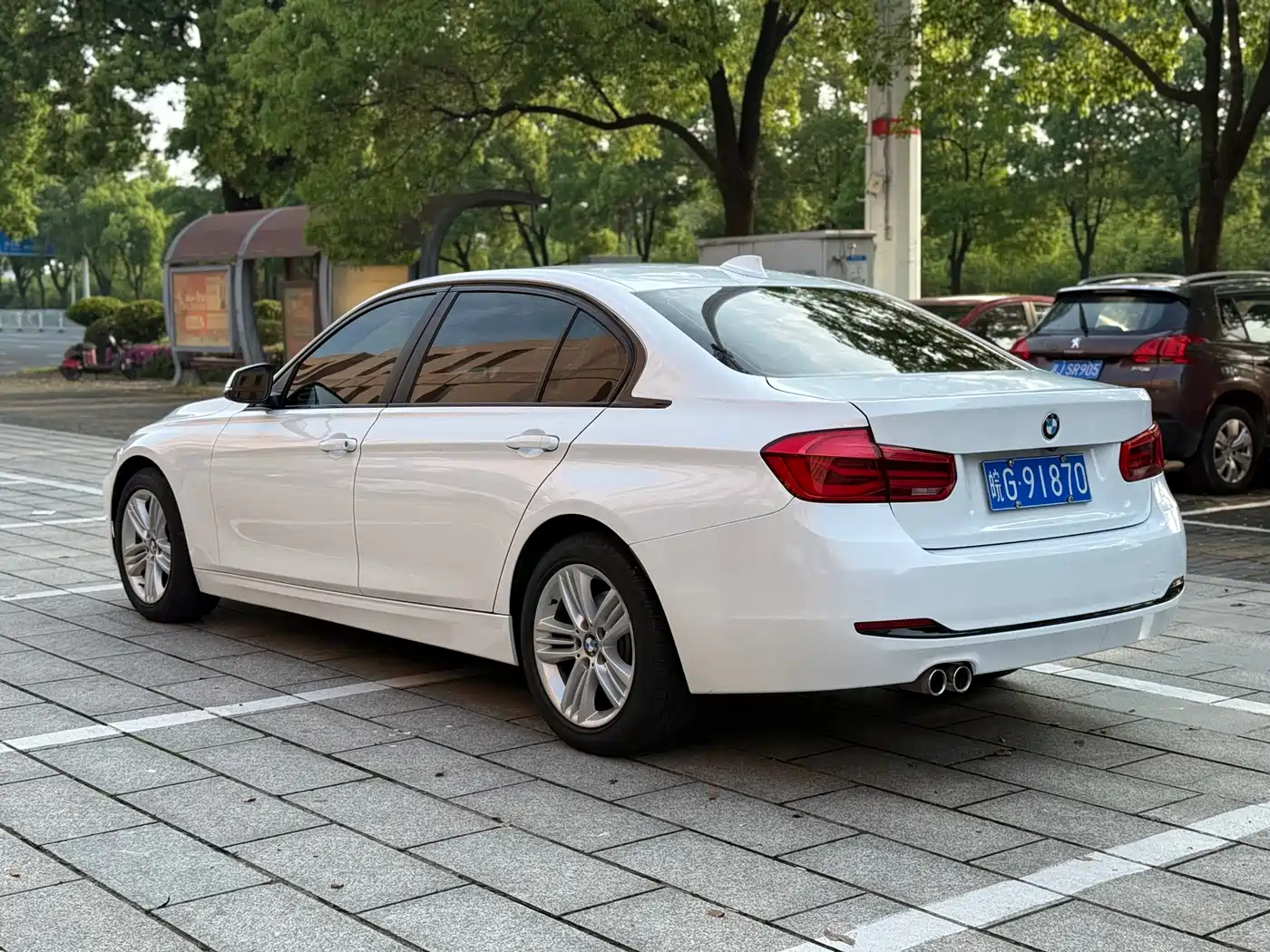 BMW 3 Series 2017 320Li Fashion фото 8