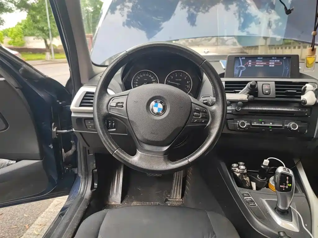 BMW 1 Series (Import) 2013 Facelift 116i Leading Model фото 3