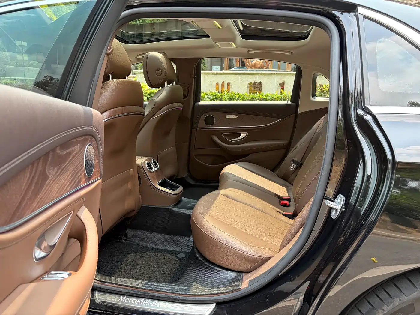 Mercedes-Benz E-Class 2021 Facelift E 300 L Sport Fashion фото 8