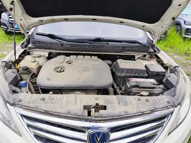 Changan Eado 2015 1.6L Automatic Luxury — фото 3