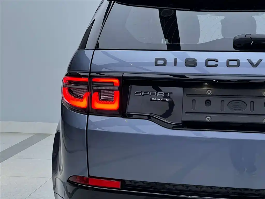 Land Rover Discovery Sport 2021 249PS R-Dynamic S Performance Edition фото 12