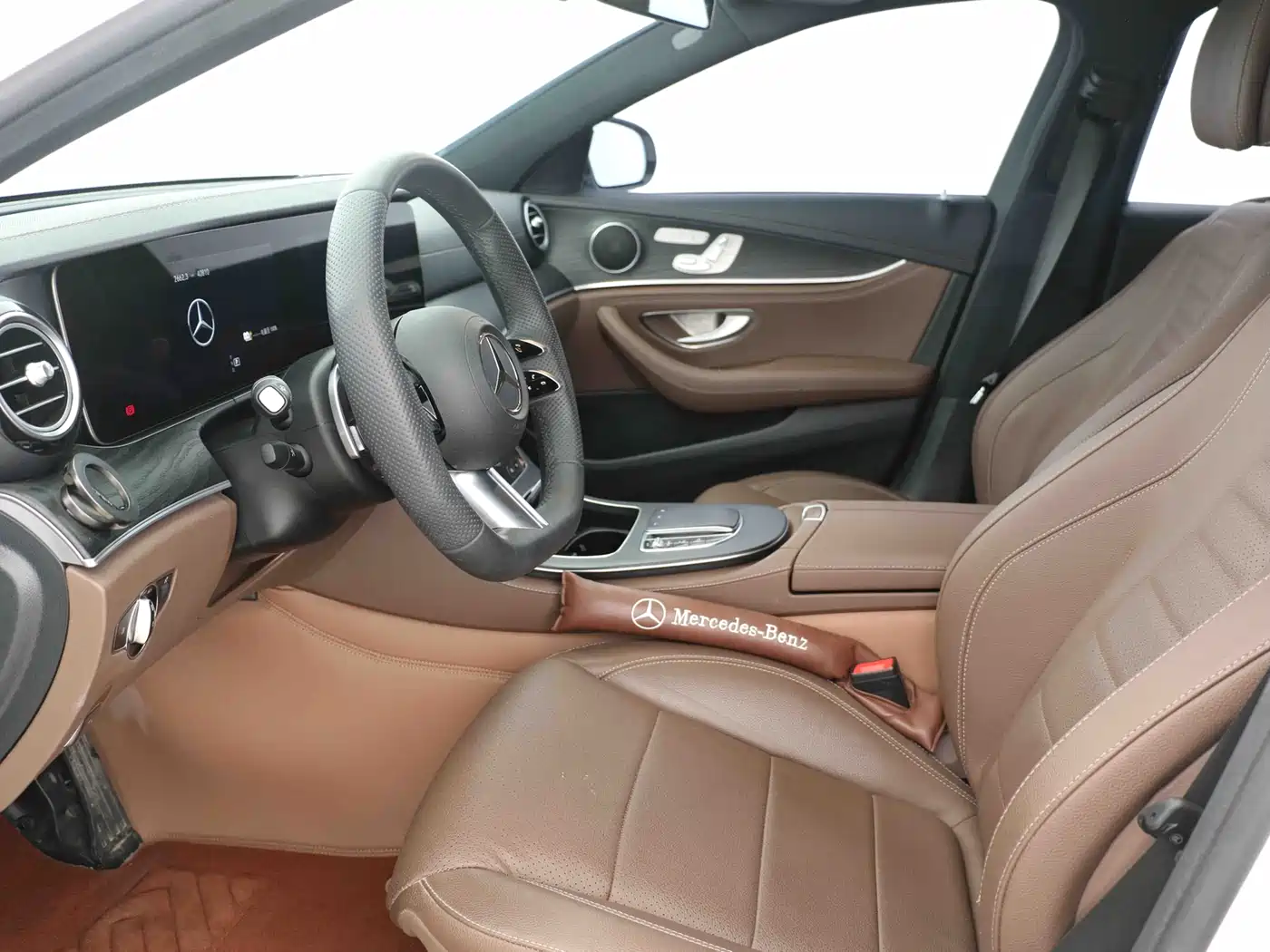 Mercedes-Benz E-Class New Energy 2023 E 350 e L Plug-in Hybrid Sport Sedan фото 4