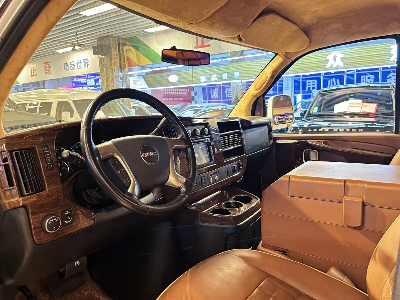 GMC Savana 2014 2015 5.3L G660S 4WD Elegance Edition