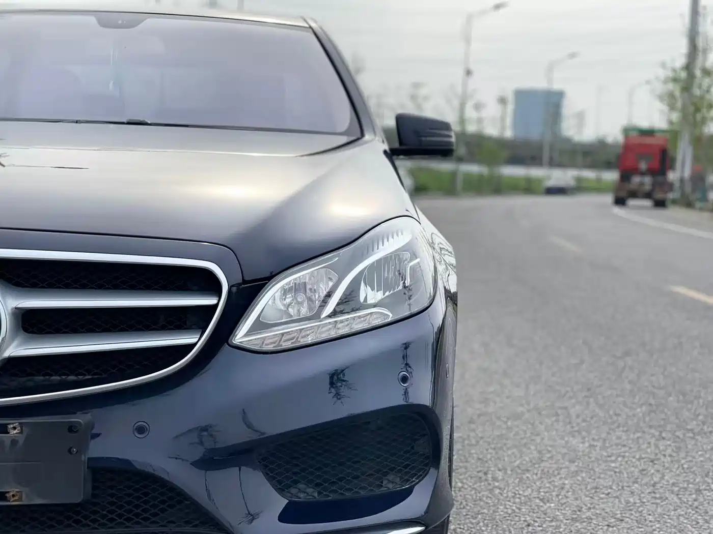 Mercedes-Benz E-Class 2015 E 260 L Sport фото 4