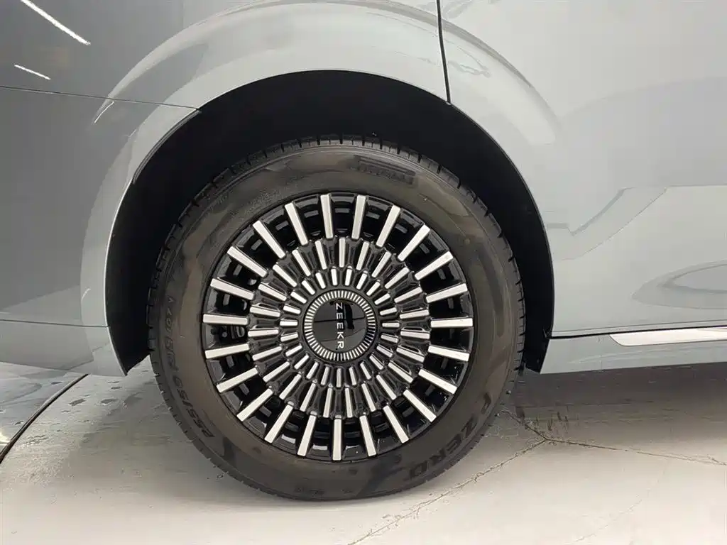 ZEEKR EXTREME KRYPTON 009