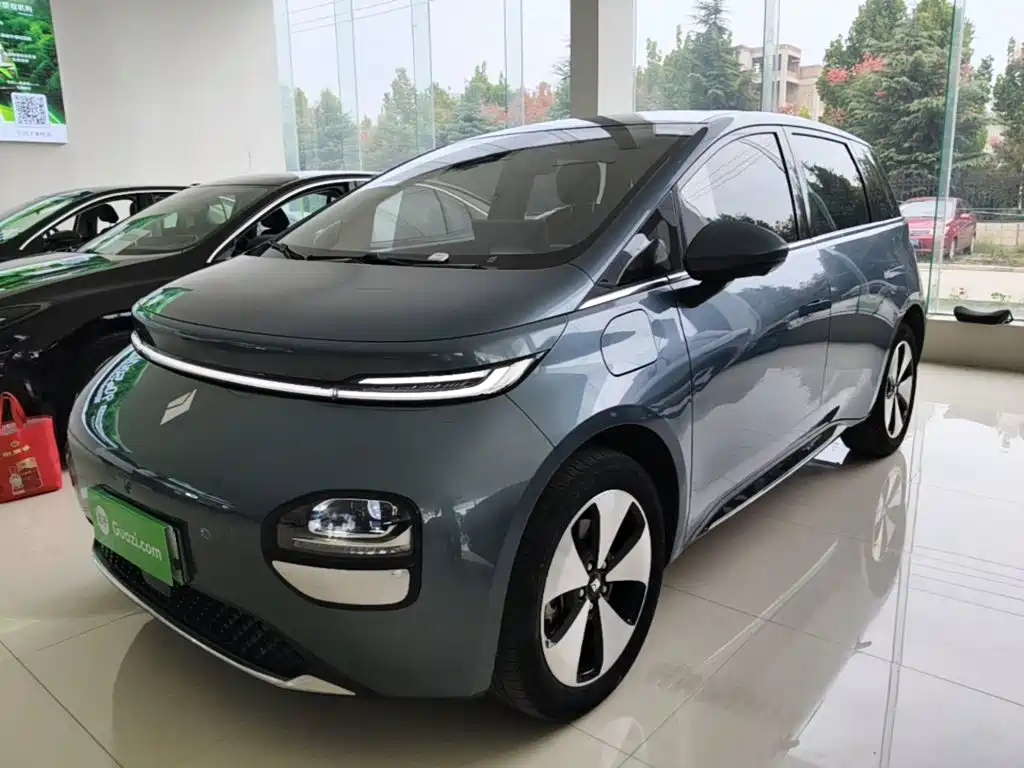 Фото 1 - Baojun Cloud