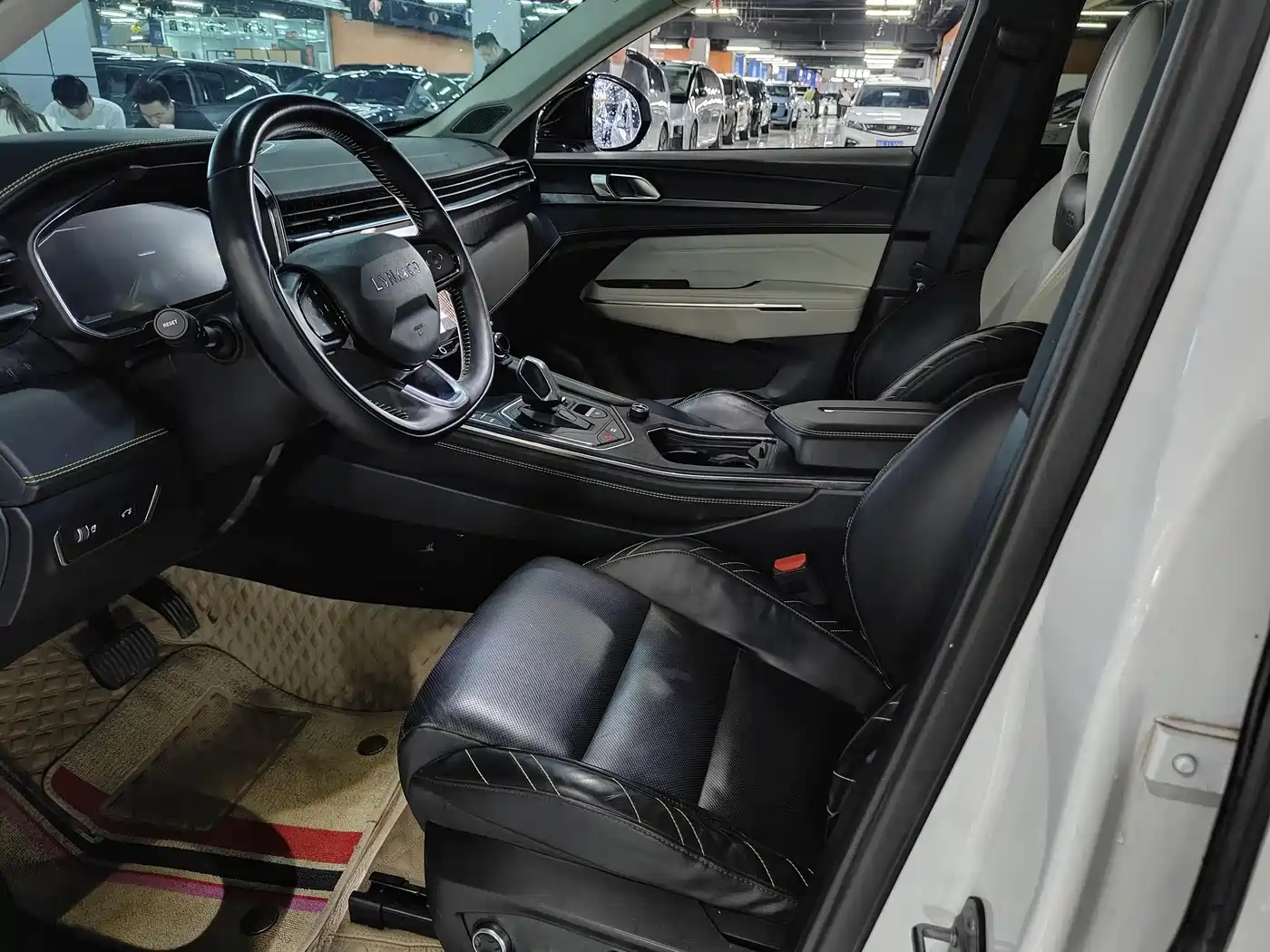 Lynk & Co 05 2020 2.0TD 2WD Shine Halo фото 5