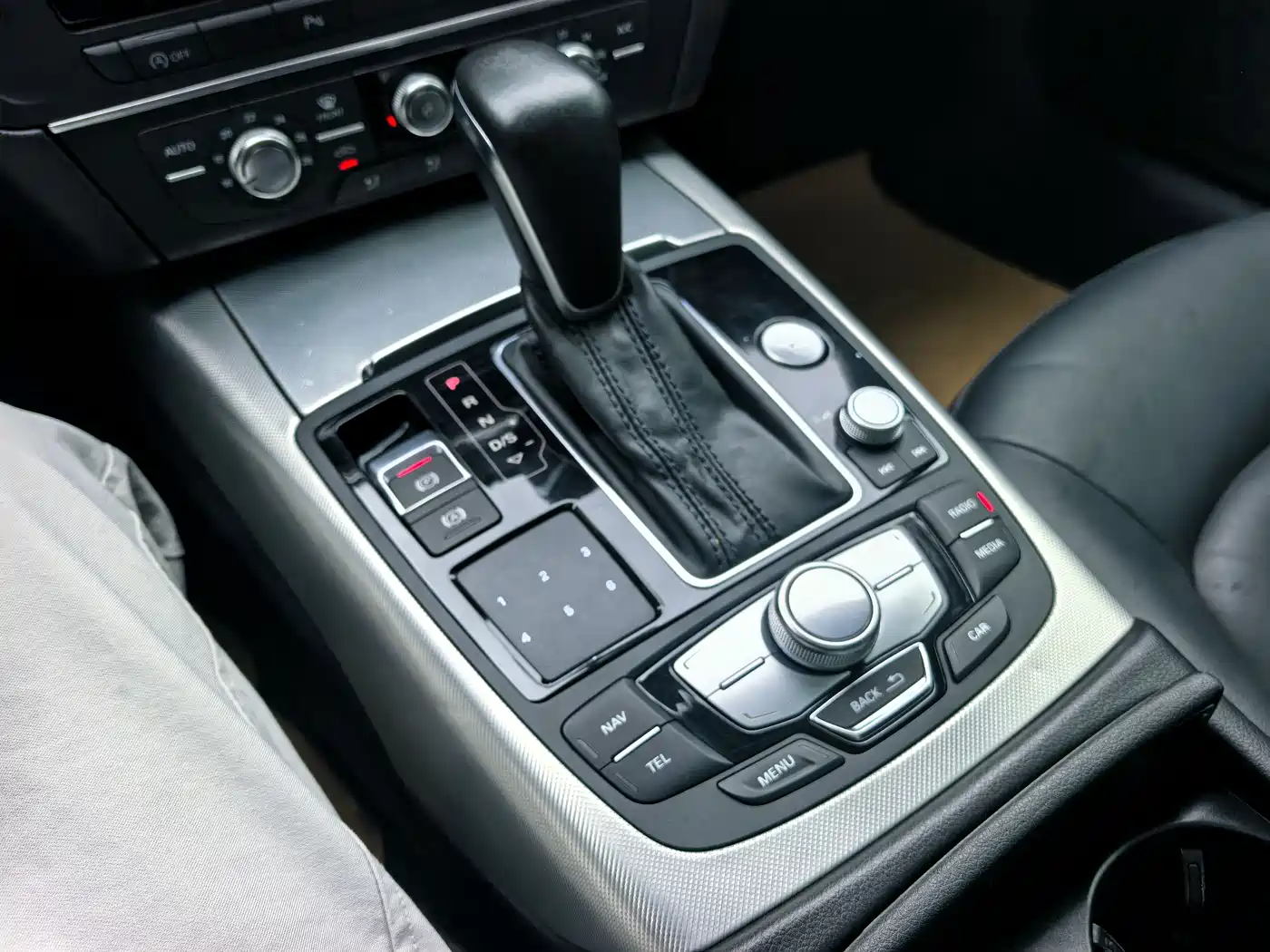 Audi A6L 2017 30 FSI Technology фото 16