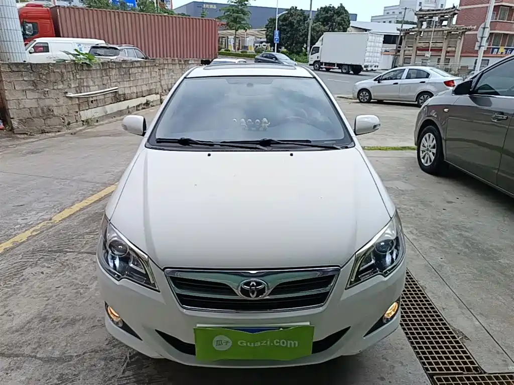 Toyota Corolla 2013 1.6L Automatic Excellence Edition фото 3