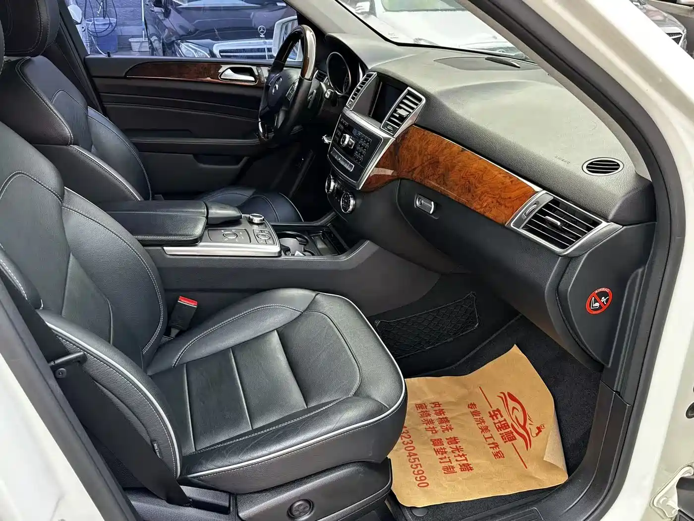Mercedes-Benz M-Class 2012 Model ML 350 Luxury фото 11