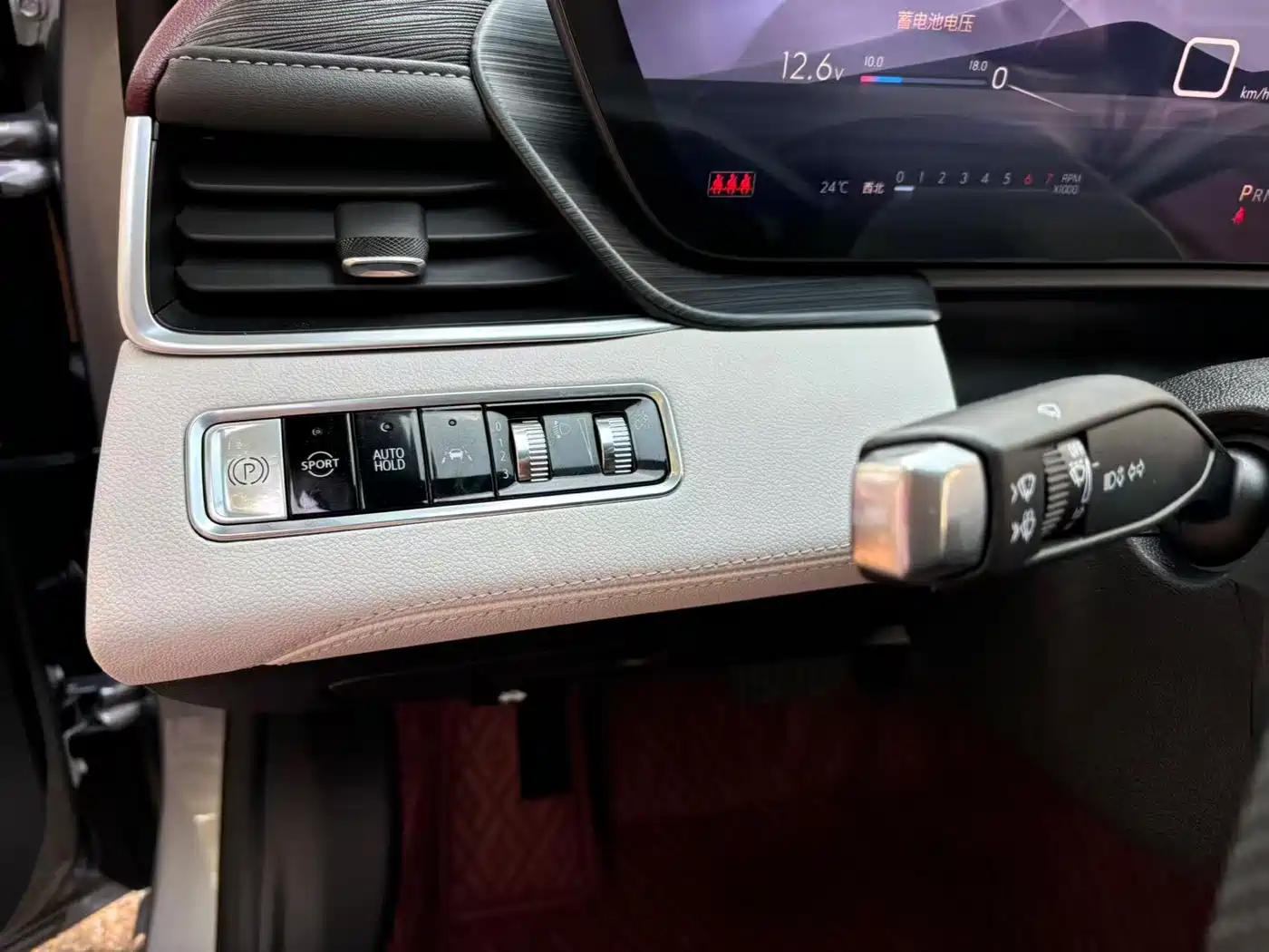 Buick LaCrosse 2023 28T Premium Edition фото 17