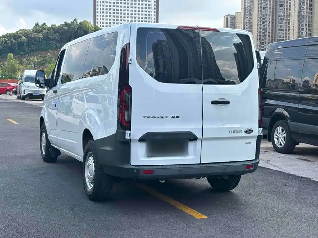 Ford Transit 2023 2023 Model 2.0T Diesel Automatic Multi-purpose Commercial Vehicle Short Wheelbase Low Roof 5/6 Seater