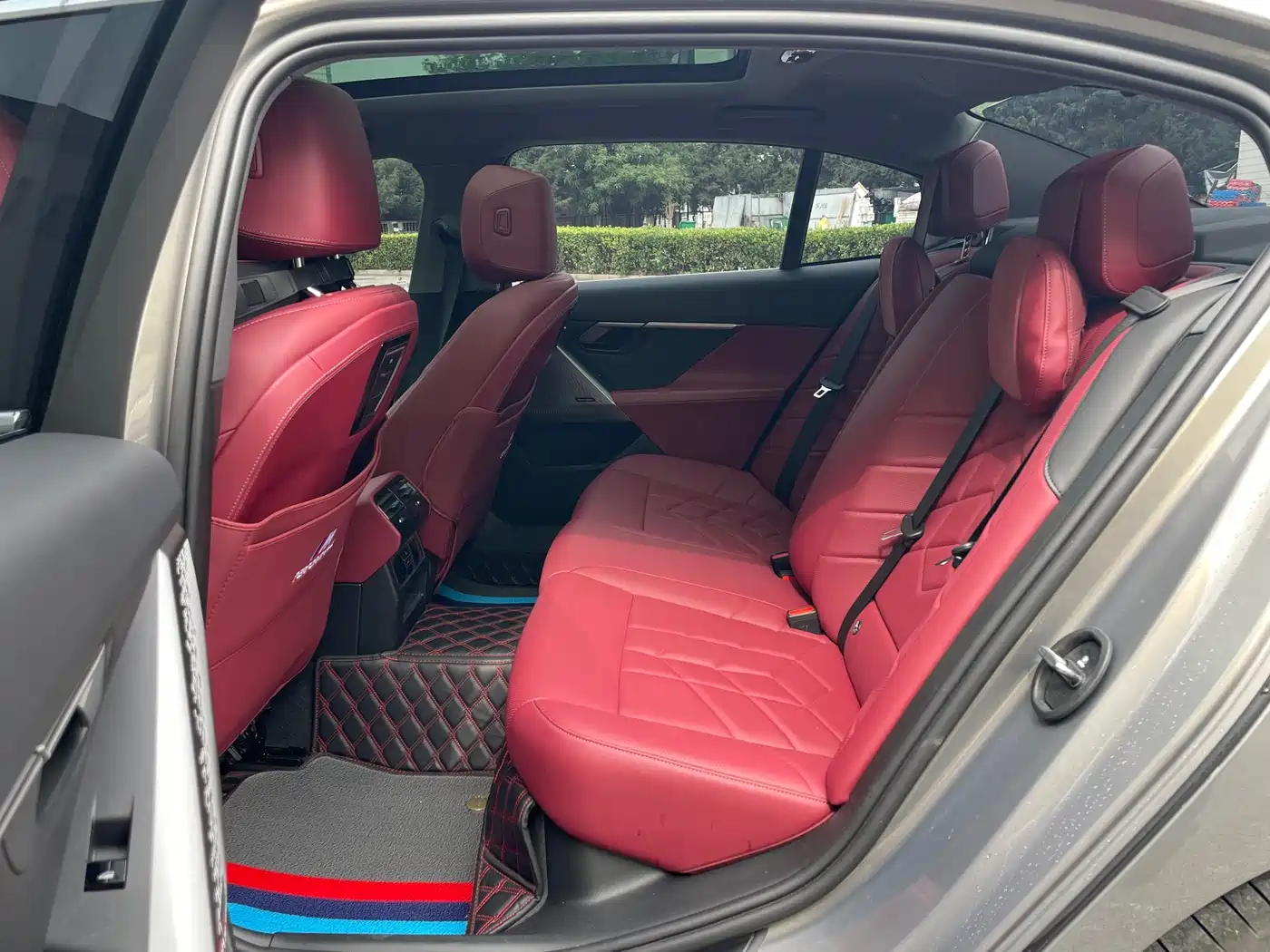BMW 5 Series 2024 525Li Luxury Package фото 14