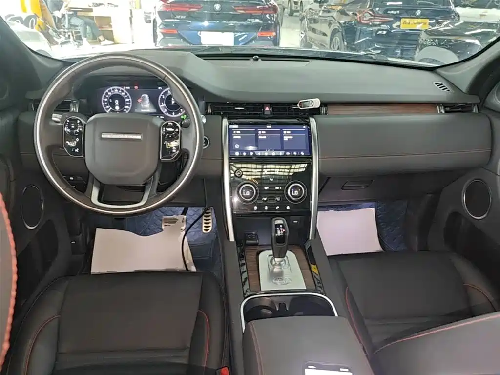 LAND ROVER DISCOVER SPORTS