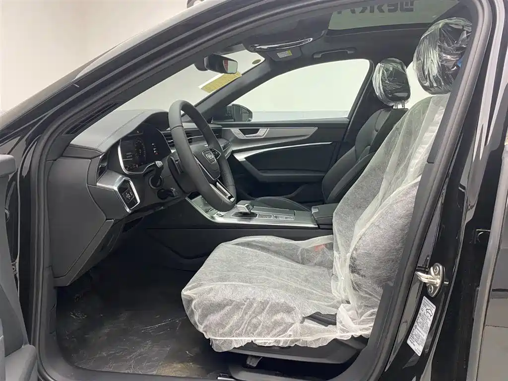 Audi A6L 2025 Model Year Facelift 40 TFSI Luxury Sport фото 17