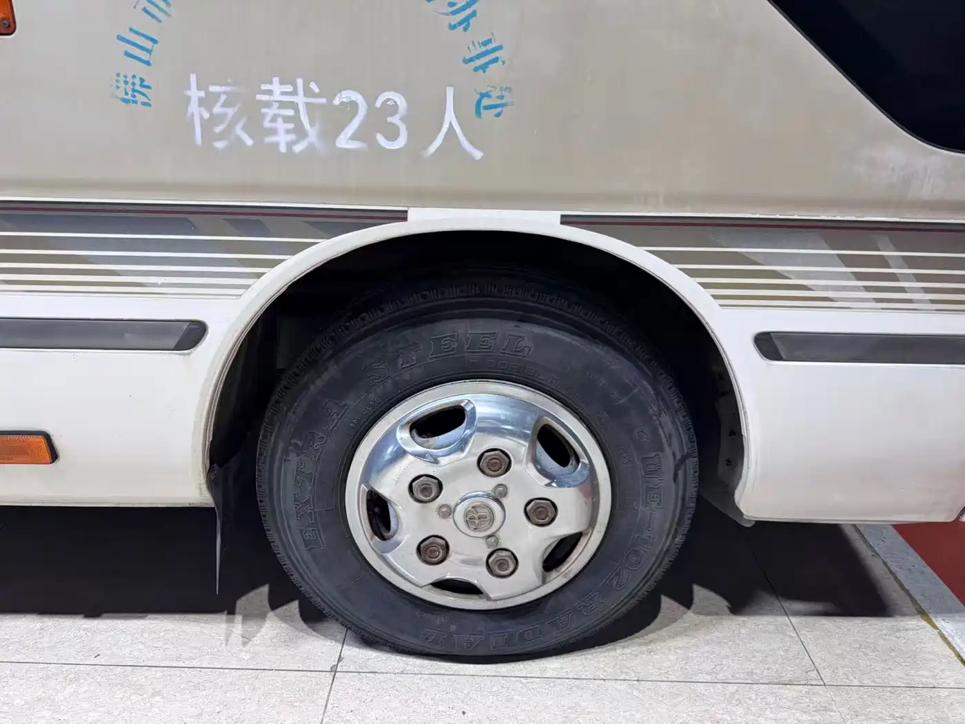 Toyota Coaster 2011 2007 2.7L Gasoline Luxury Edition 23-seater