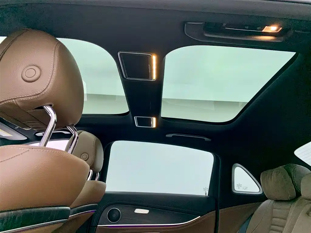 Mercedes-Benz E-Class 2023 E 300 L Sport Fashion фото 22