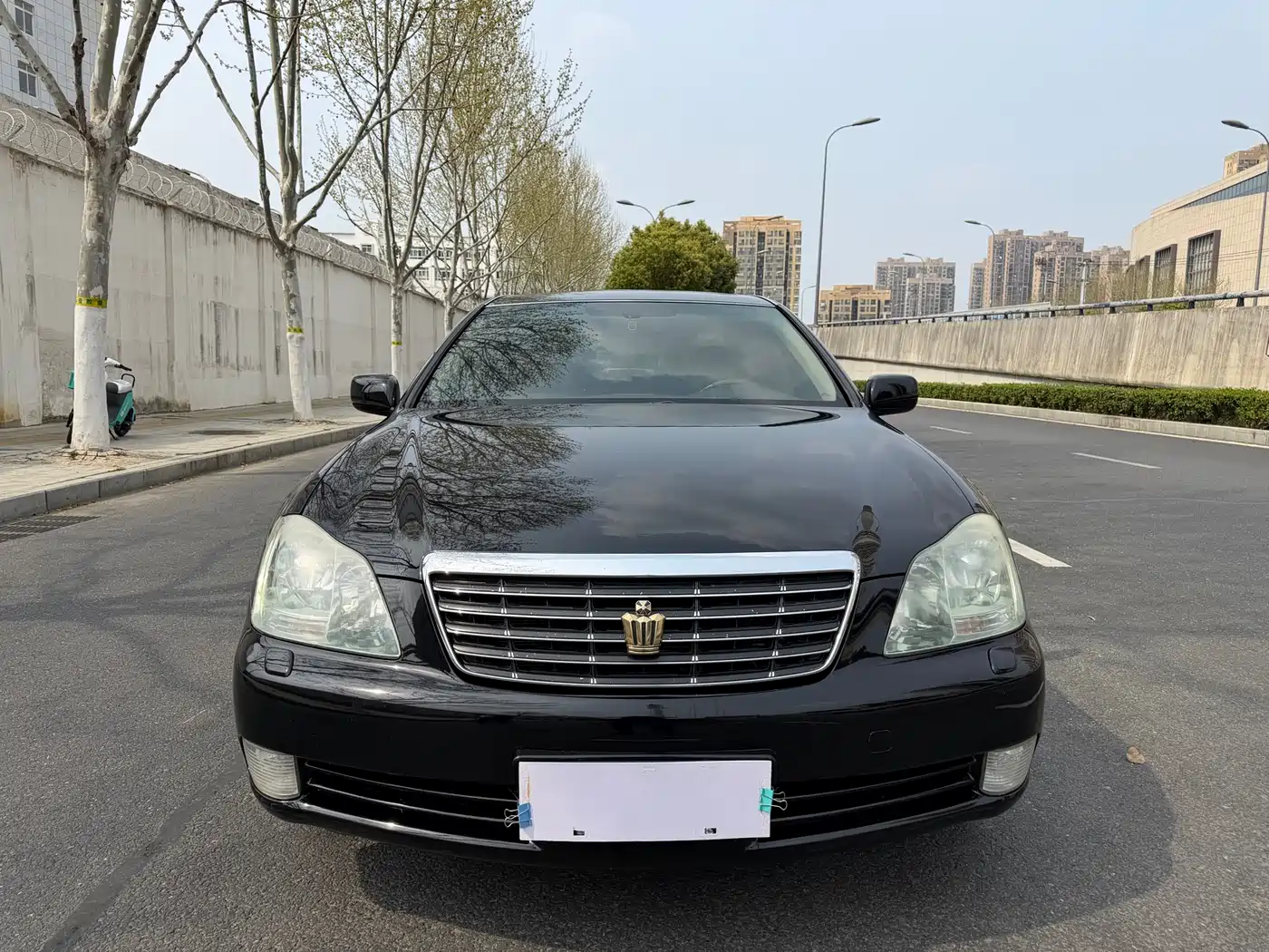 Toyota Crown 2008 2.5L 5th Anniversary Edition фото 2