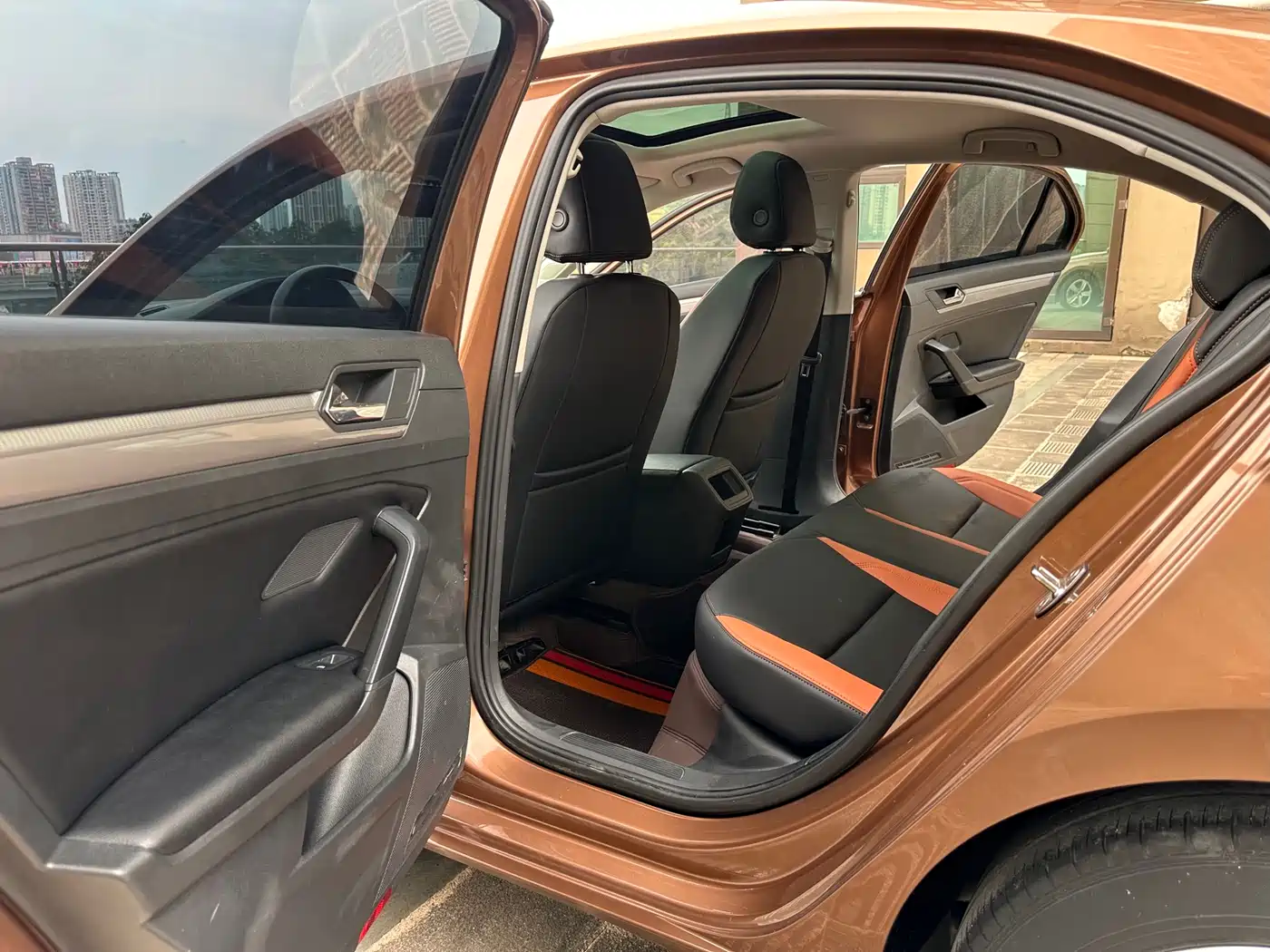 Volkswagen Lamando 2017 230TSI DSG Trend Edition фото 10