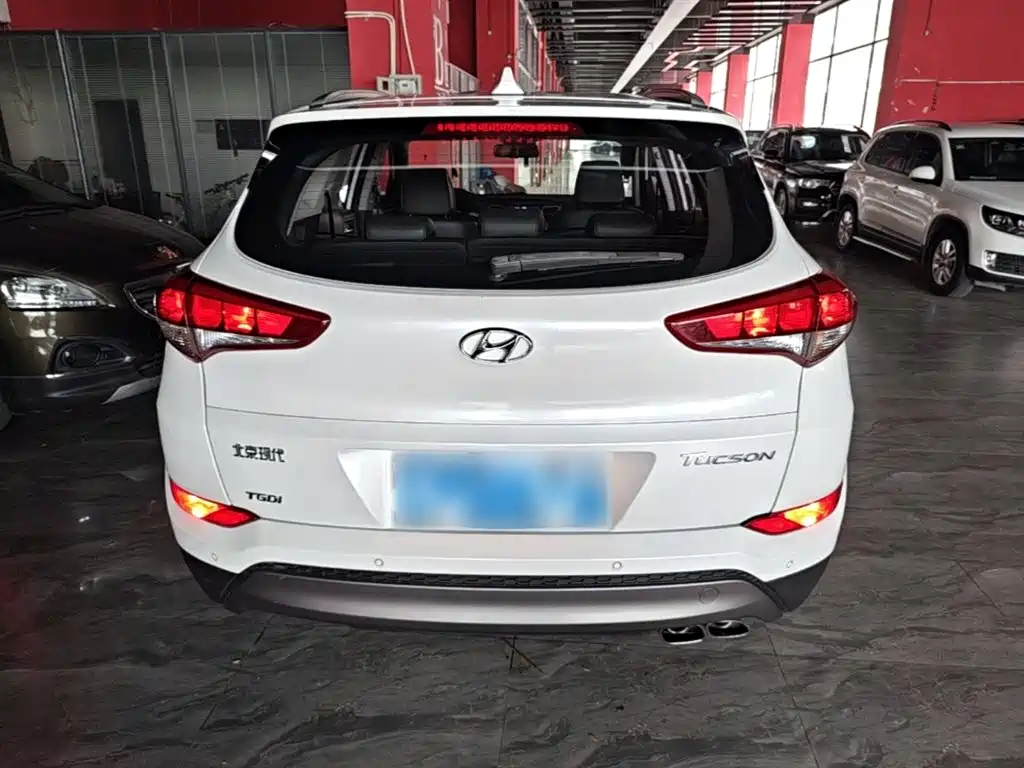 Hyundai Tucson 2015 1.6T Dual Clutch 2WD Smart фото 6