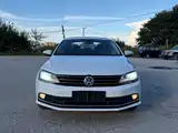 Photo 2 - Volkswagen Sagitar